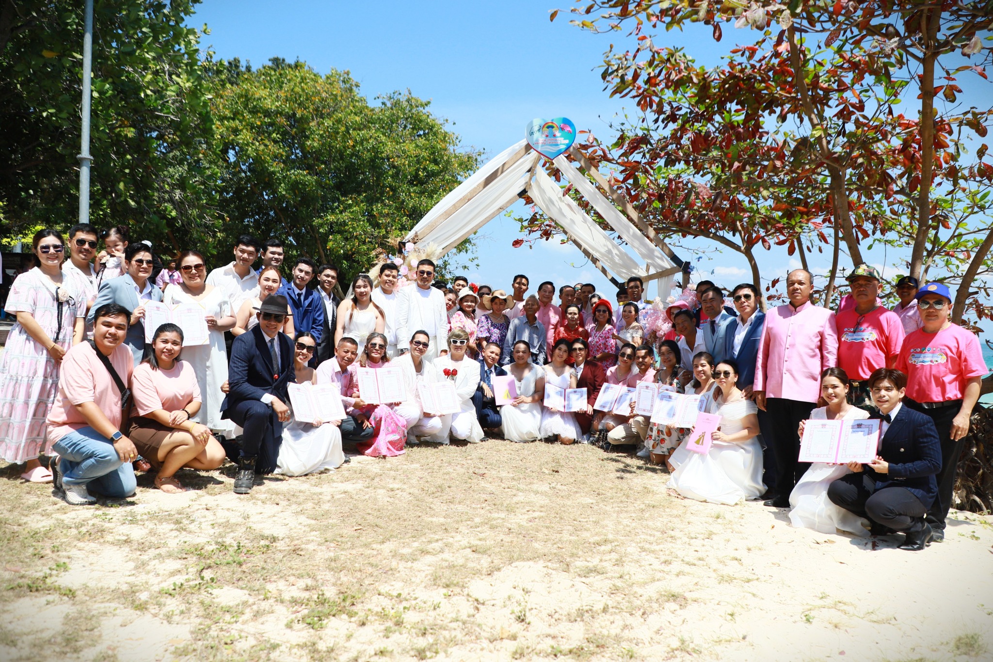 1 เดียวในโลก กิจกรรมจดทะเบียนสมรสใต้สมุทร 