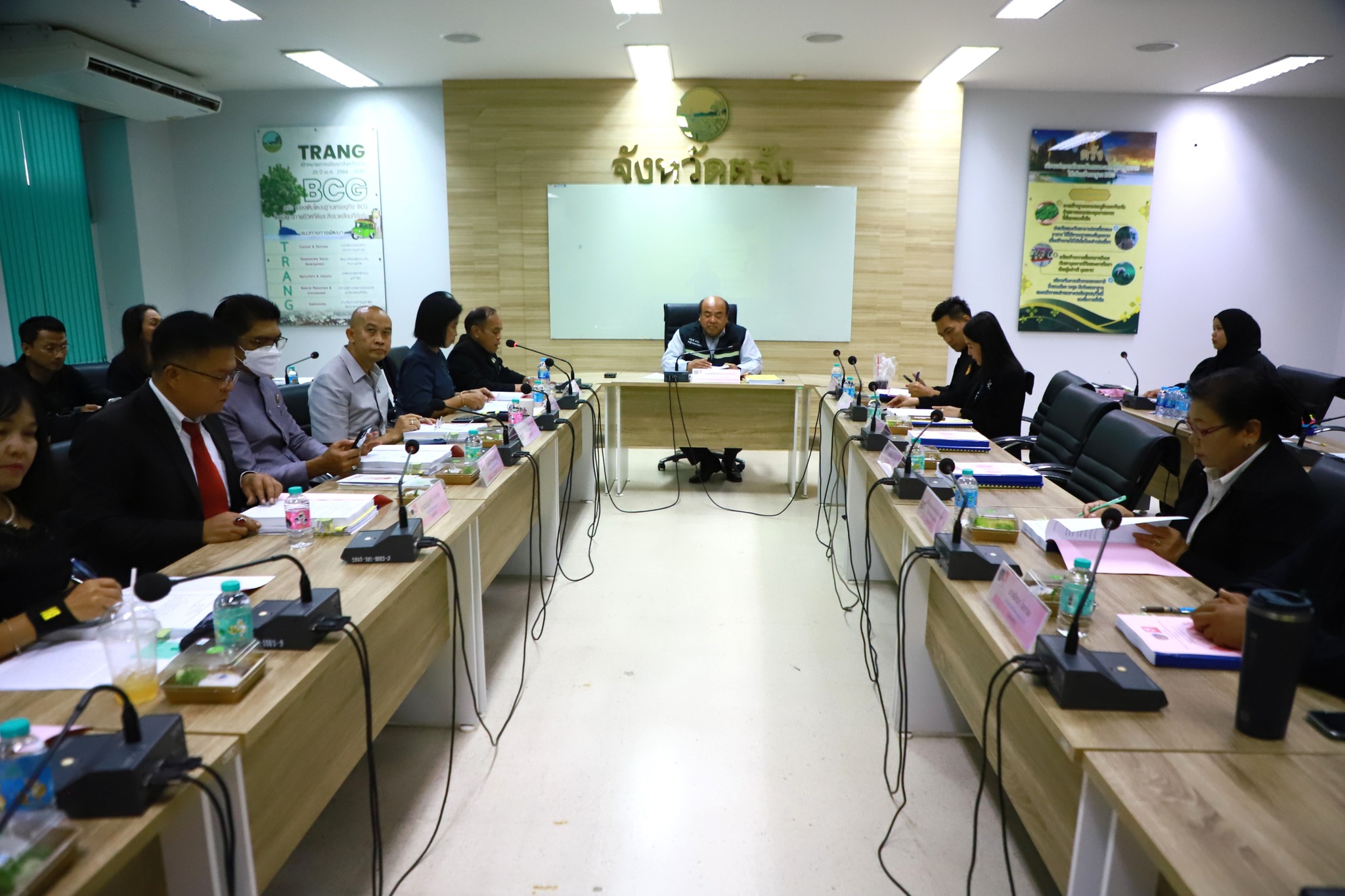 จังหวัดตรังประชุมคณะอนุกรรมการบริหารกองทุนพัฒนาบทบาทสตรีระดับจังหวัด ครั้งที่ 2/2569 ขับเคลื่อนให้เกิดประสิทธิภาพสูงสุด และตอบสนองต่อความต้องการของสมาชิกในพื้นที่