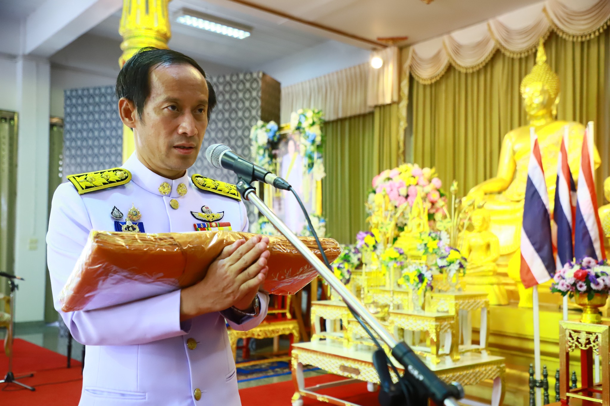 จังหวัดตรังจัดพิธีทอดผ้าป่ากองทุนพัฒนาเด็กชนบทในพระราชูปถัมภ์ฯ สมเด็จพระกนิษฐาธิราชเจ้า กรมสมเด็จพระเทพรัตนราชสุดาฯ สยามบรมราชกุมารี เพื่อรวบรวมปัจจัยช่วยเหลือเด็กยากจนและด้อยโอกาสในพื้นที่จังหวัดตรัง