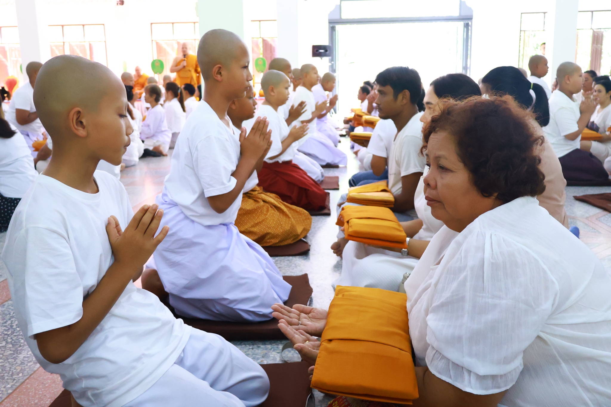 จังหวัดตรังจัดพิธีบรรพชาอุปสมบทภาคฤดูร้อน ปี 69 สืบสานพระพุทธศาสนา กล่อมเกลาเยาวชนในช่วงปิดภาคเรียน