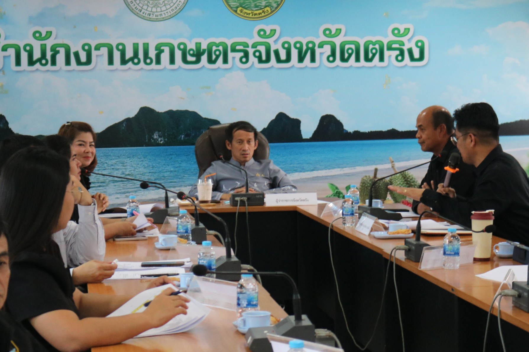 จังหวัดตรัง ประชุมเตรียมจัดงาน "คลินิกเกษตรเคลื่อนที่ฯ" เฉลิมพระเกียรติฯ ในวันที่ 16 ก.ค. 69 มุ่งแก้ปัญหาดินเปรี้ยว-เพิ่มประสิทธิภาพการผลิตในพื้นที่ อ.ห้วยยอด