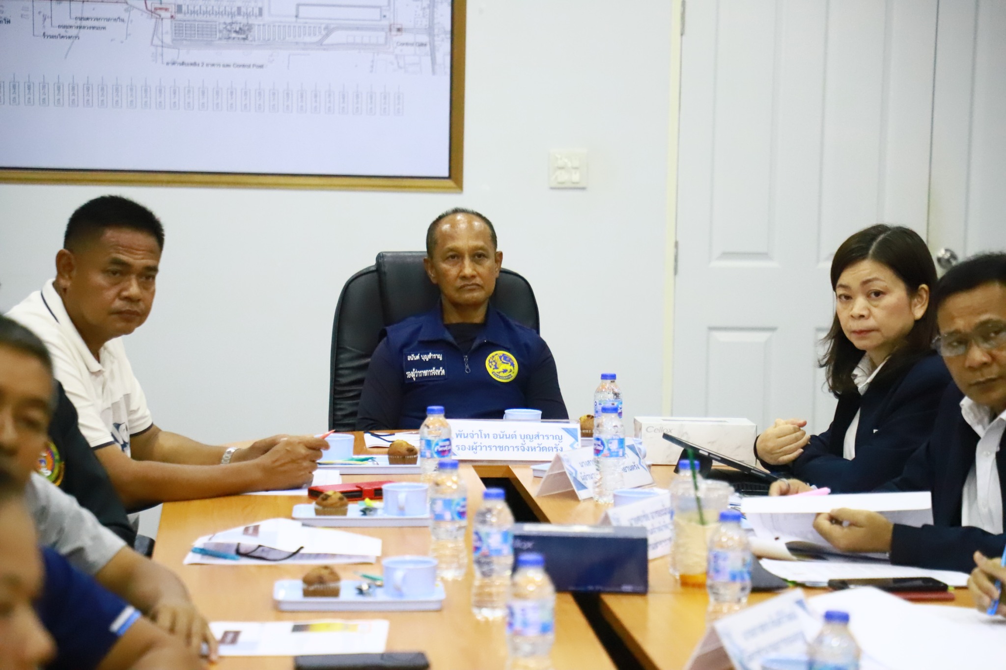 รองผู้ว่าฯ ตรัง เป็นประธานประชุมชี้แจงข้อมูลการเวนคืนที่ดิน โครงการขยายทางวิ่งท่าอากาศยานตรัง