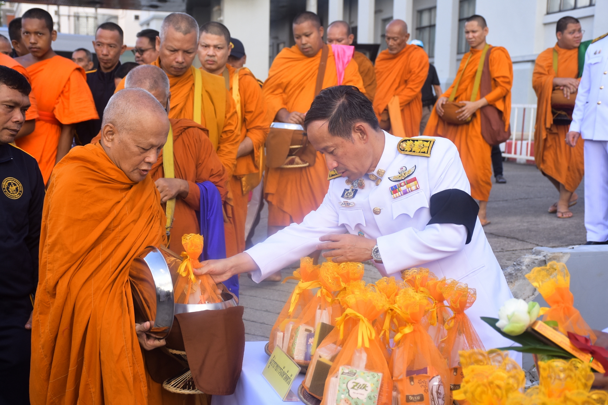 จังหวัดตรัง จัดพิธีสวดพระพุทธมนต์และทำบุญตักบาตร ถวายเป็นพระราชกุศล เนื่องในโอกาสวันคล้ายวันพระราชสมภพ สมเด็จพระนางเจ้าสิริกิติ์ พระบรมราชินีนาถ พระบรมราชชนนีพันปีหลวง 12 สิงหาคม 2569