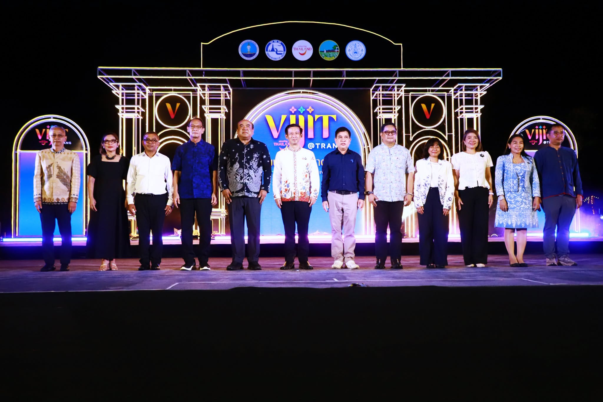 ตรัง เปิดงาน &ldquo;VIJIT Thailand @ ตรัง มนต์ตรังตราตรึง&rdquo; ปลุกแสงสีตระการตา ชูเสน่ห์เมืองตรังผ่านแสง สี และศิลปวัฒนธรรม